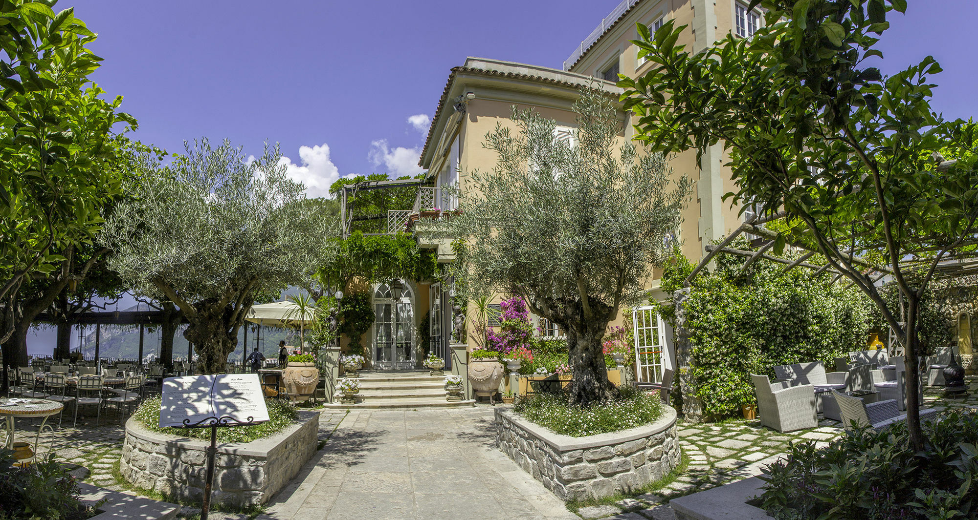 Hotel Villa Maria Равело Екстериор снимка
