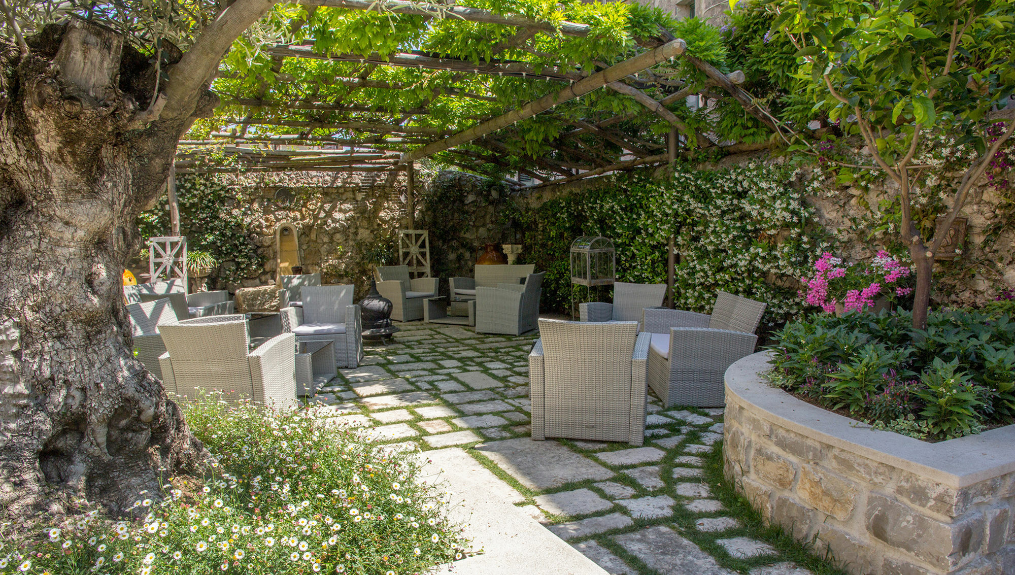 Hotel Villa Maria Равело Екстериор снимка
