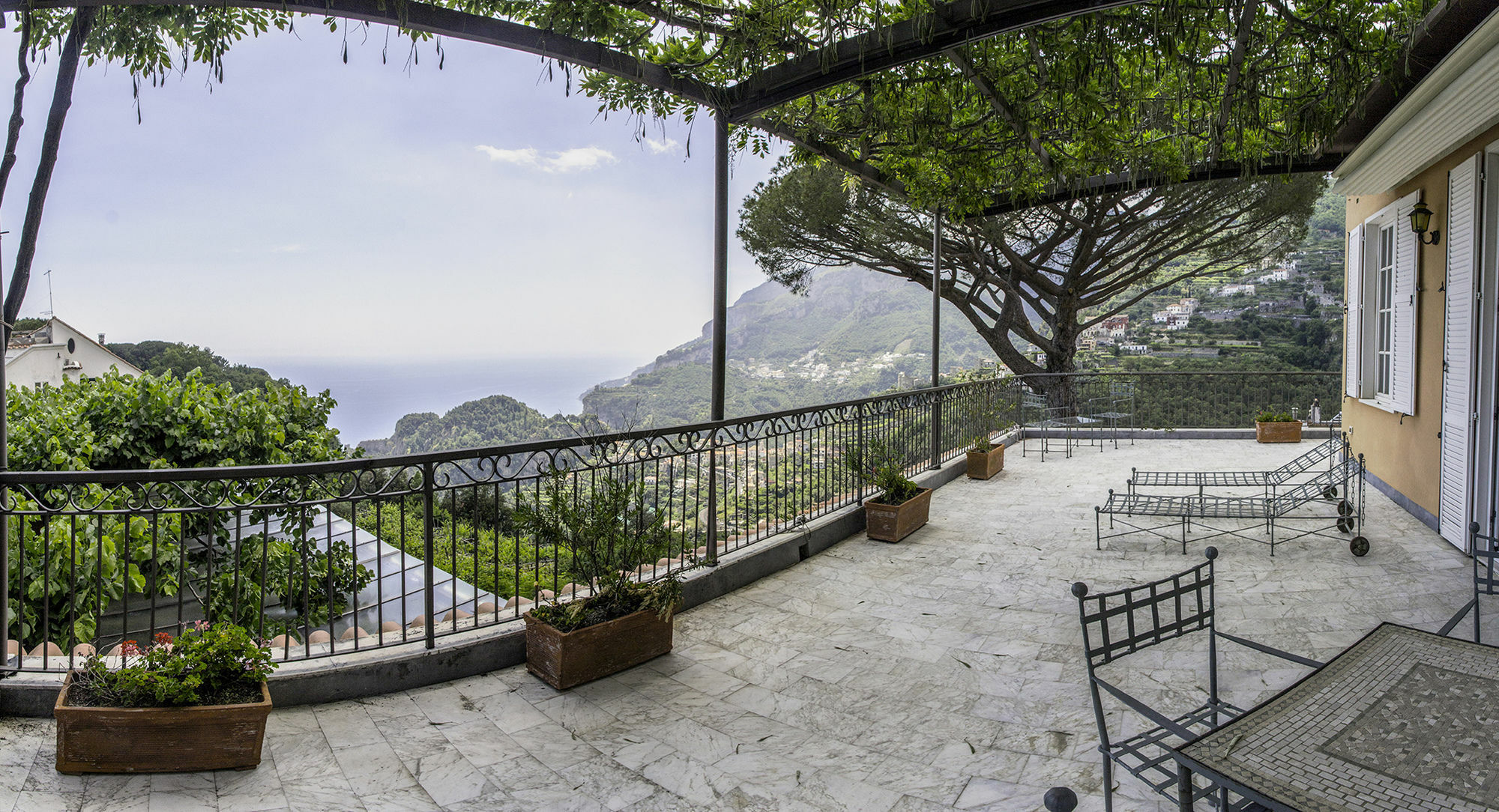 Hotel Villa Maria Равело Екстериор снимка